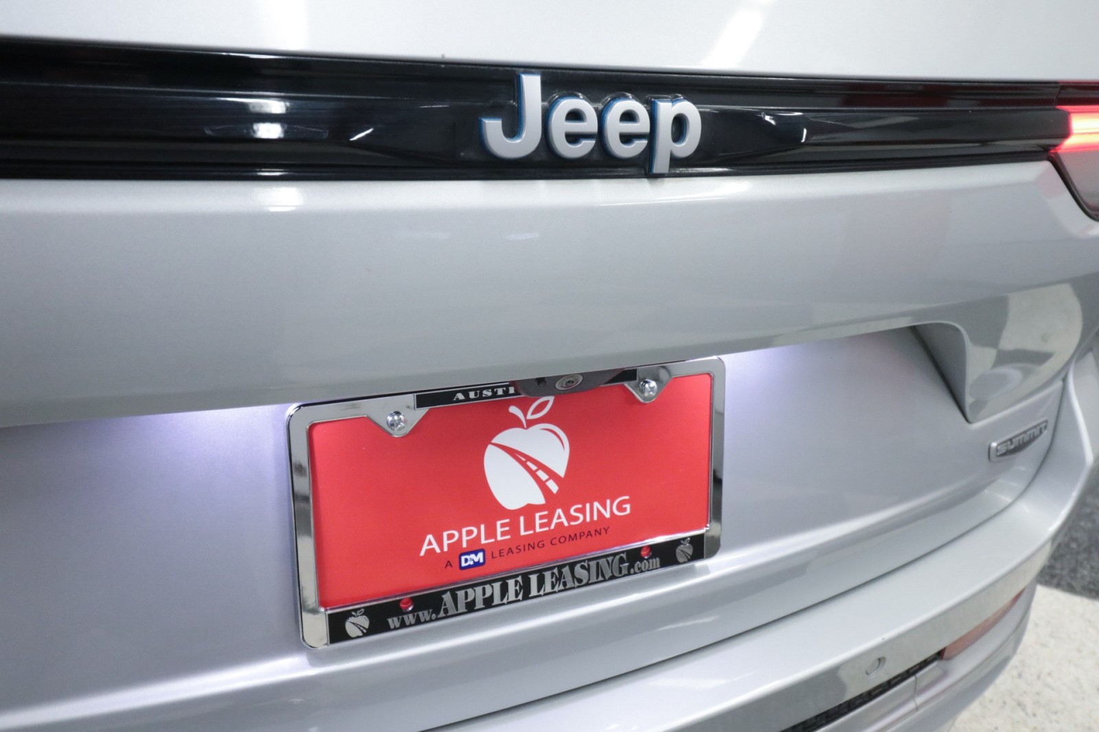 Used Car 2022 Jeep Grand Cherokee 4xe  Summit For Sale Under $40,000 In Austin, Texas