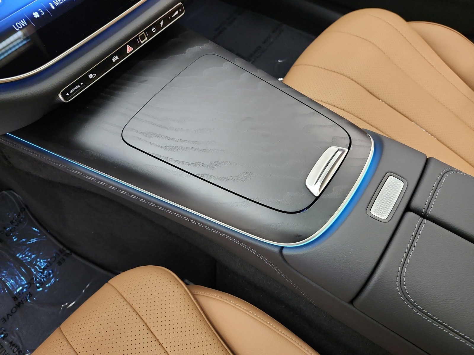 New 2027 Black Mercedes-Benz E 450 4MATIC® Sedan image 9