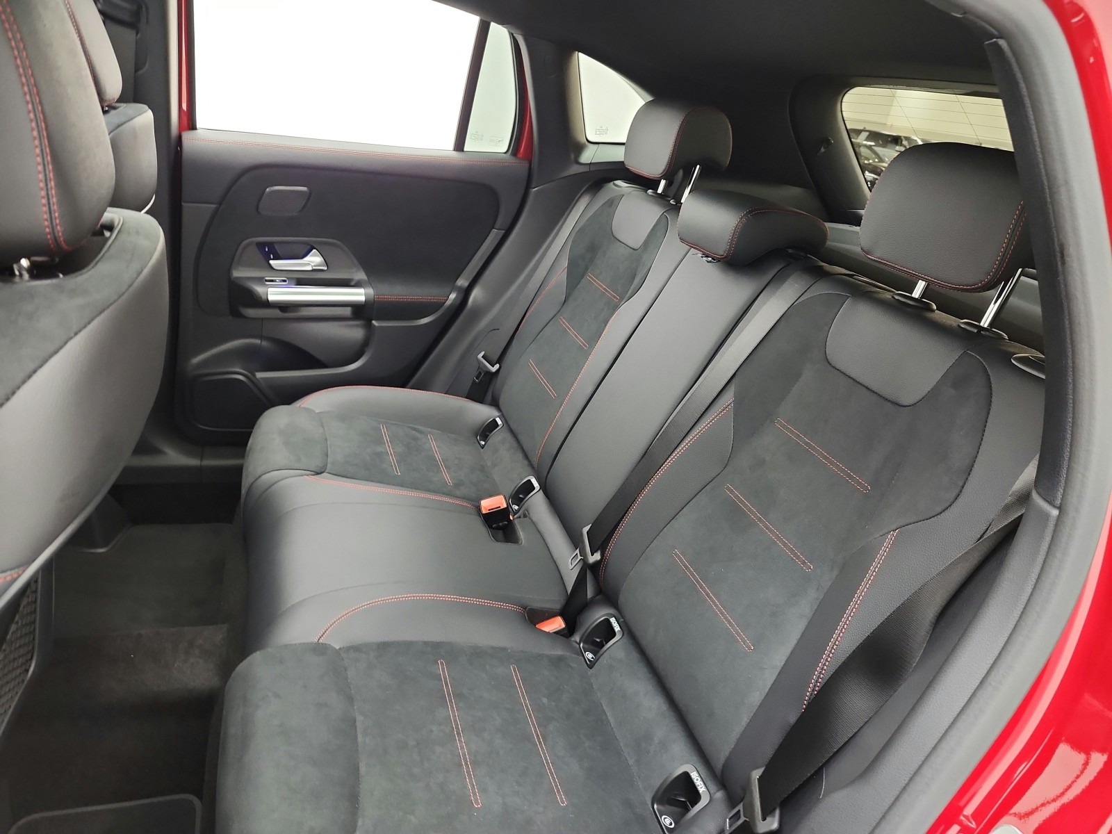 New 2026 MANUFAKTUR Patagonia Red Metallic Mercedes-Benz GLA 250 SUV image 11