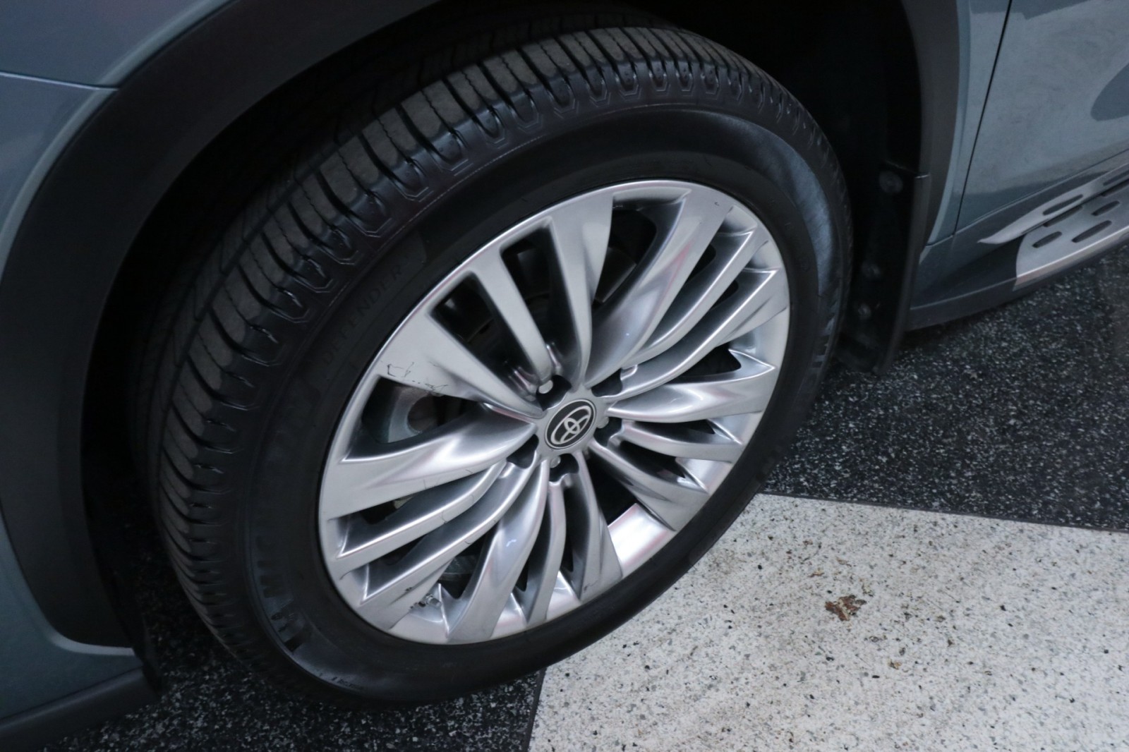 Used Car 2023 Toyota Highlander  Platinum For Sale Under $40,000 In Austin, Texas