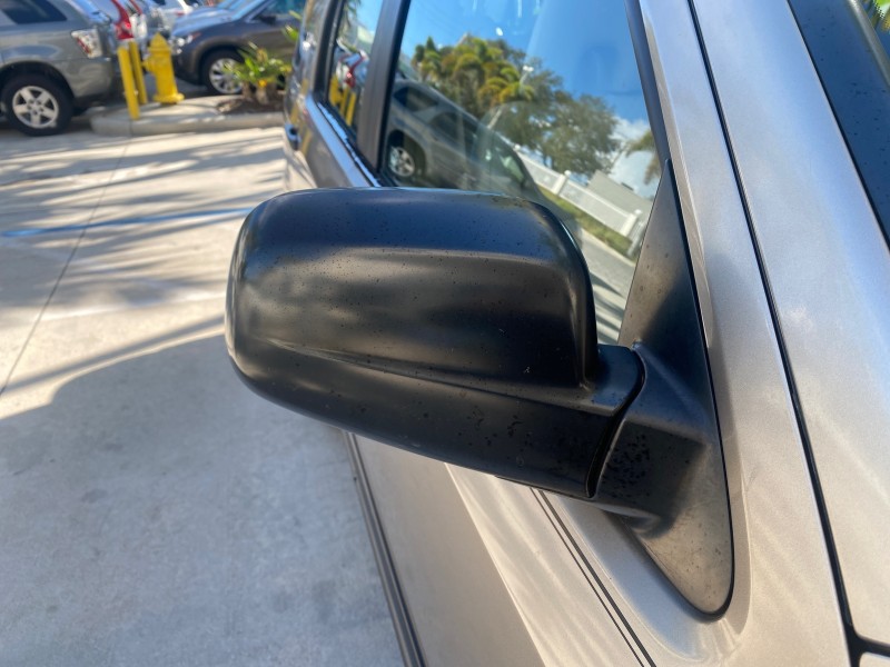 2005 Honda CR-V LX LOW MILES 52,177 SUV in , 