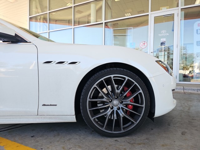 2019 Maserati Ghibli S GranLusso 9