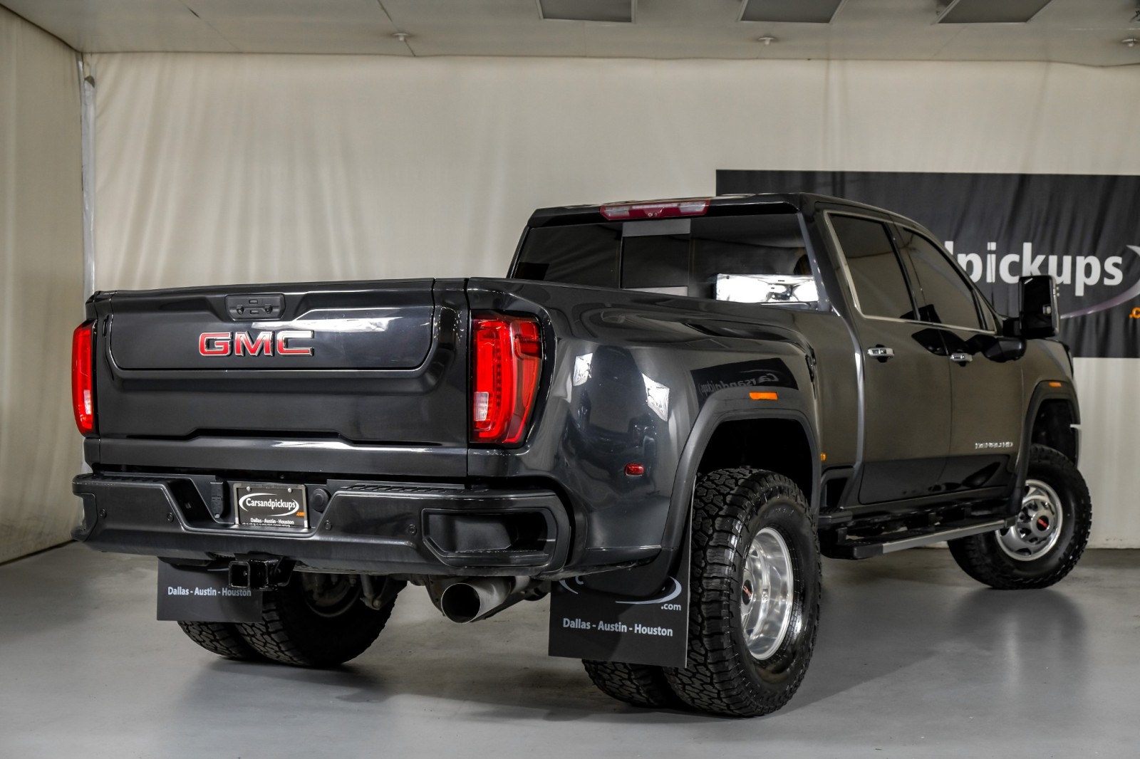 2020 GMC Sierra 3500HD Denali 8