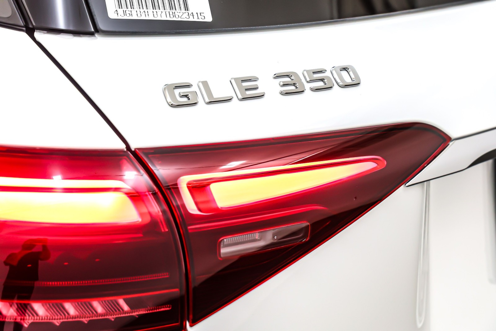 New 2026 Polar White Mercedes-Benz GLE 350 image 9