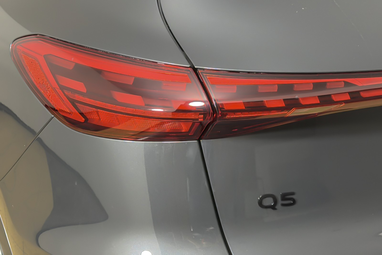 New 2026 Tambora Gray Metallic Audi Premium 2.0 TFSI quattro image 27