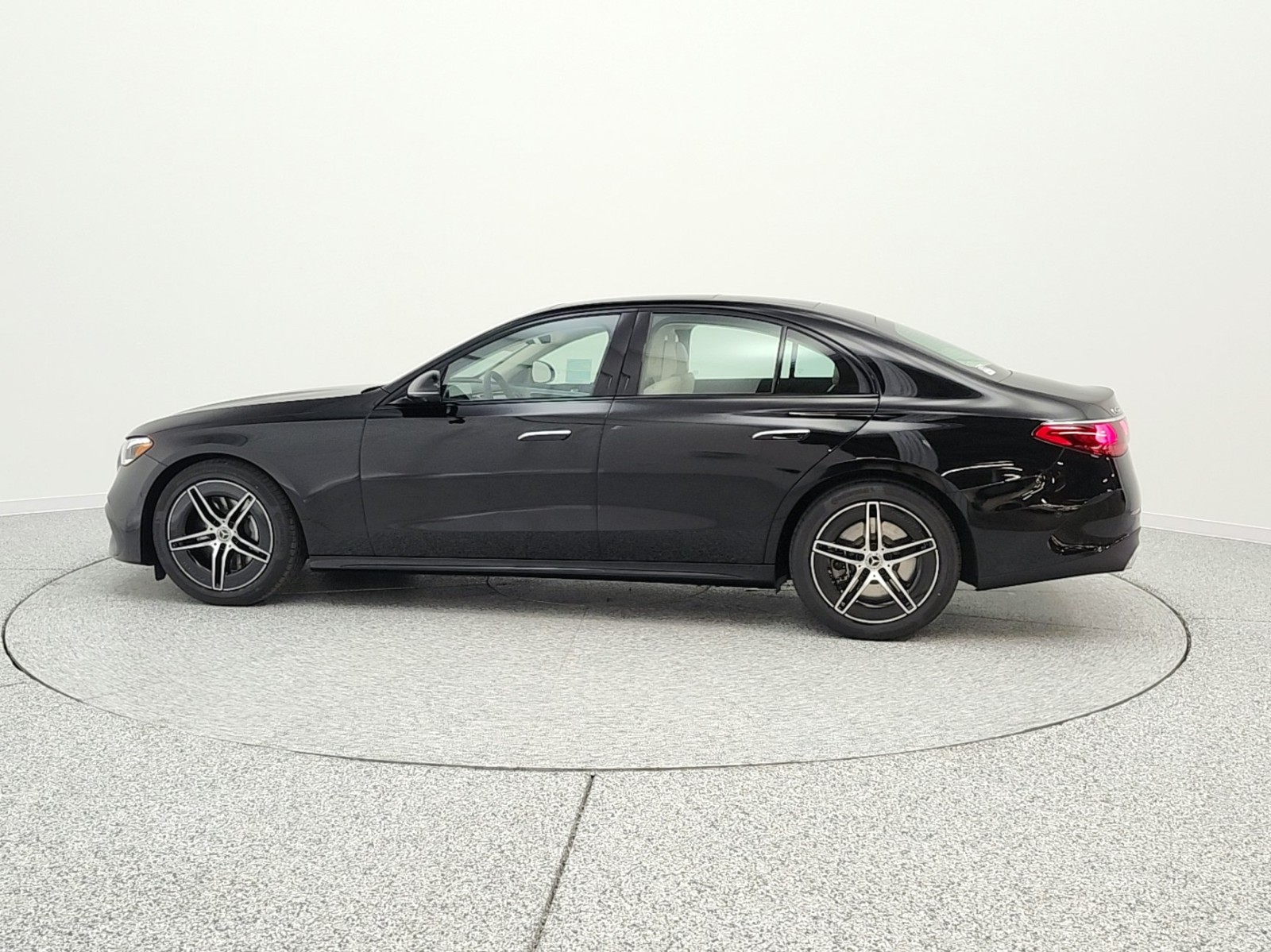 New 2026 Black Mercedes-Benz E 450 4MATIC® Sedan image 8