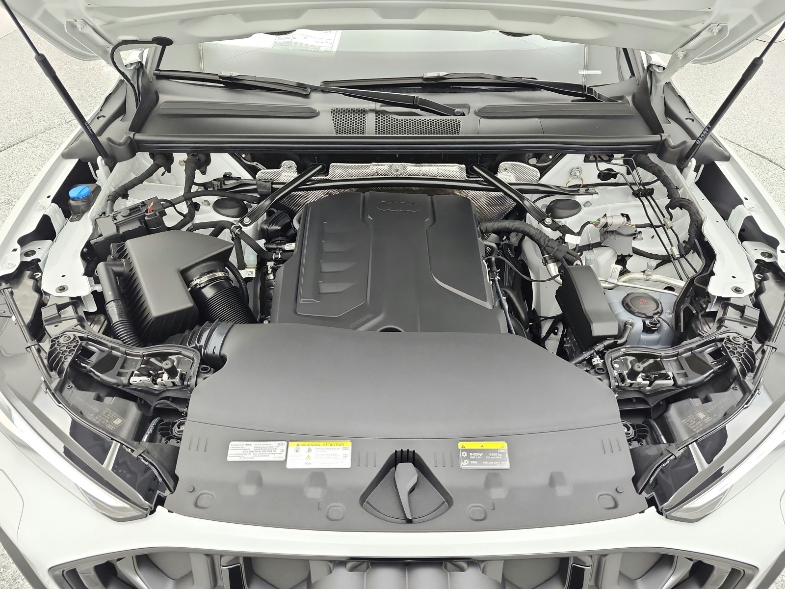 New 2026 Glacier White Metallic Audi Premium Plus 2.0 TFSI quattro image 12