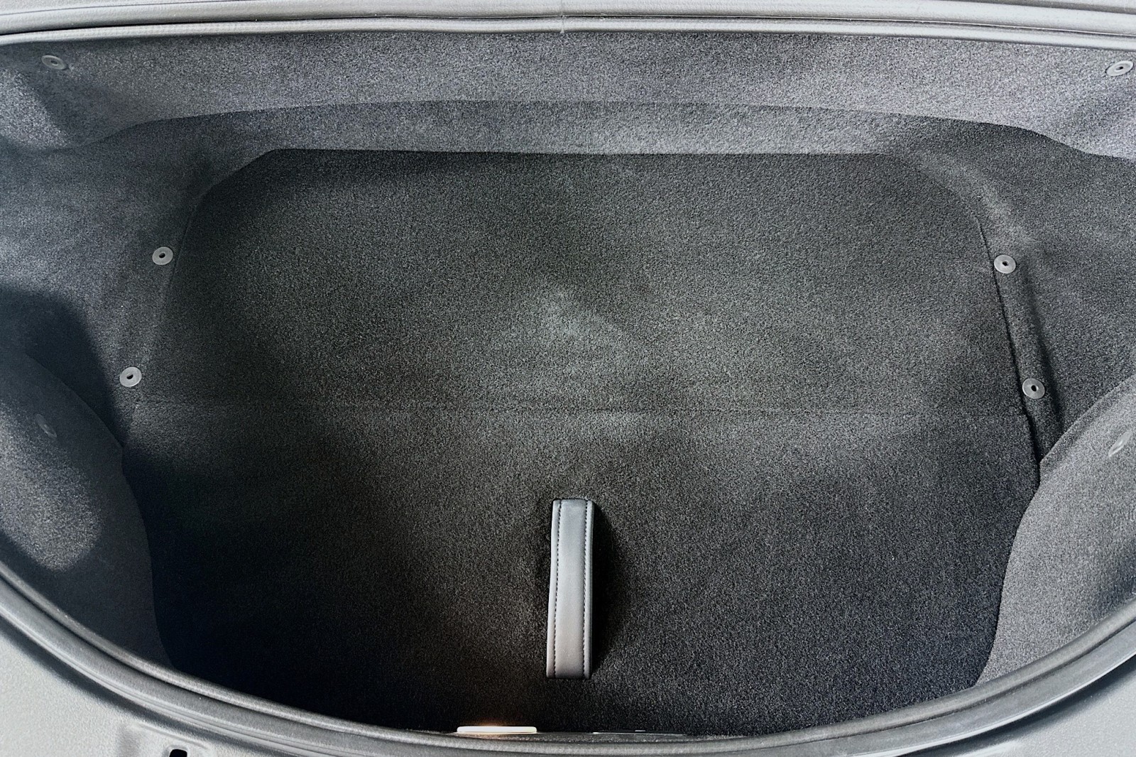 Used 2022 Infinite Black Lucid Grand Touring image 13