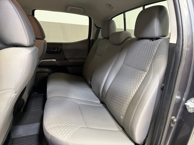 2022 Toyota Tacoma 4WD SR5 4WD V6 in , 