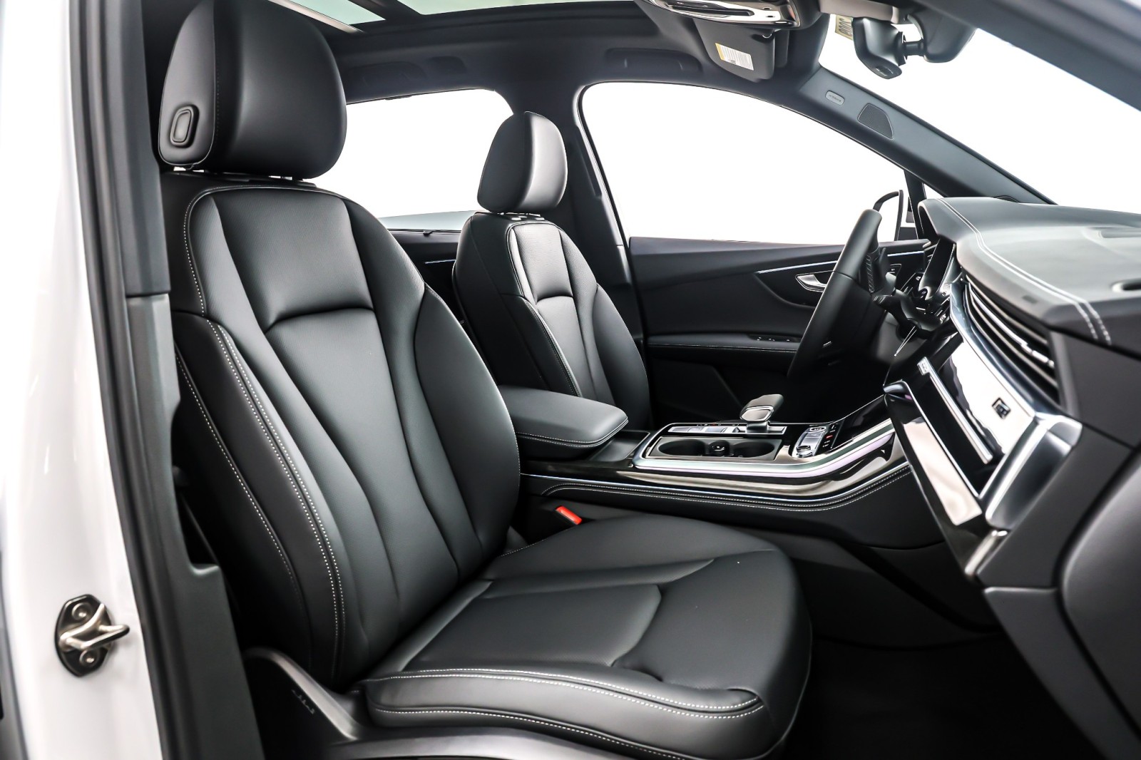 New 2026 Glacier White Metallic Audi Premium Plus 55 quattro image 7