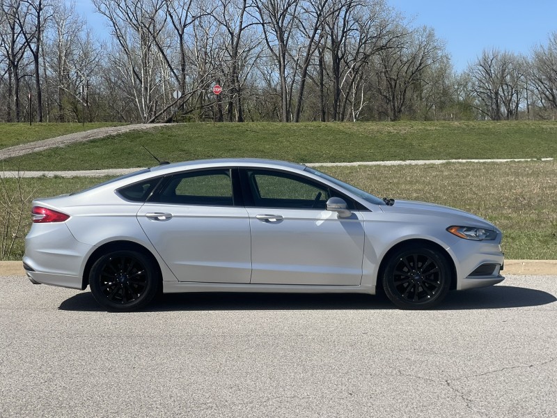 2017 Ford Fusion SE in CHESTERFIELD, Missouri