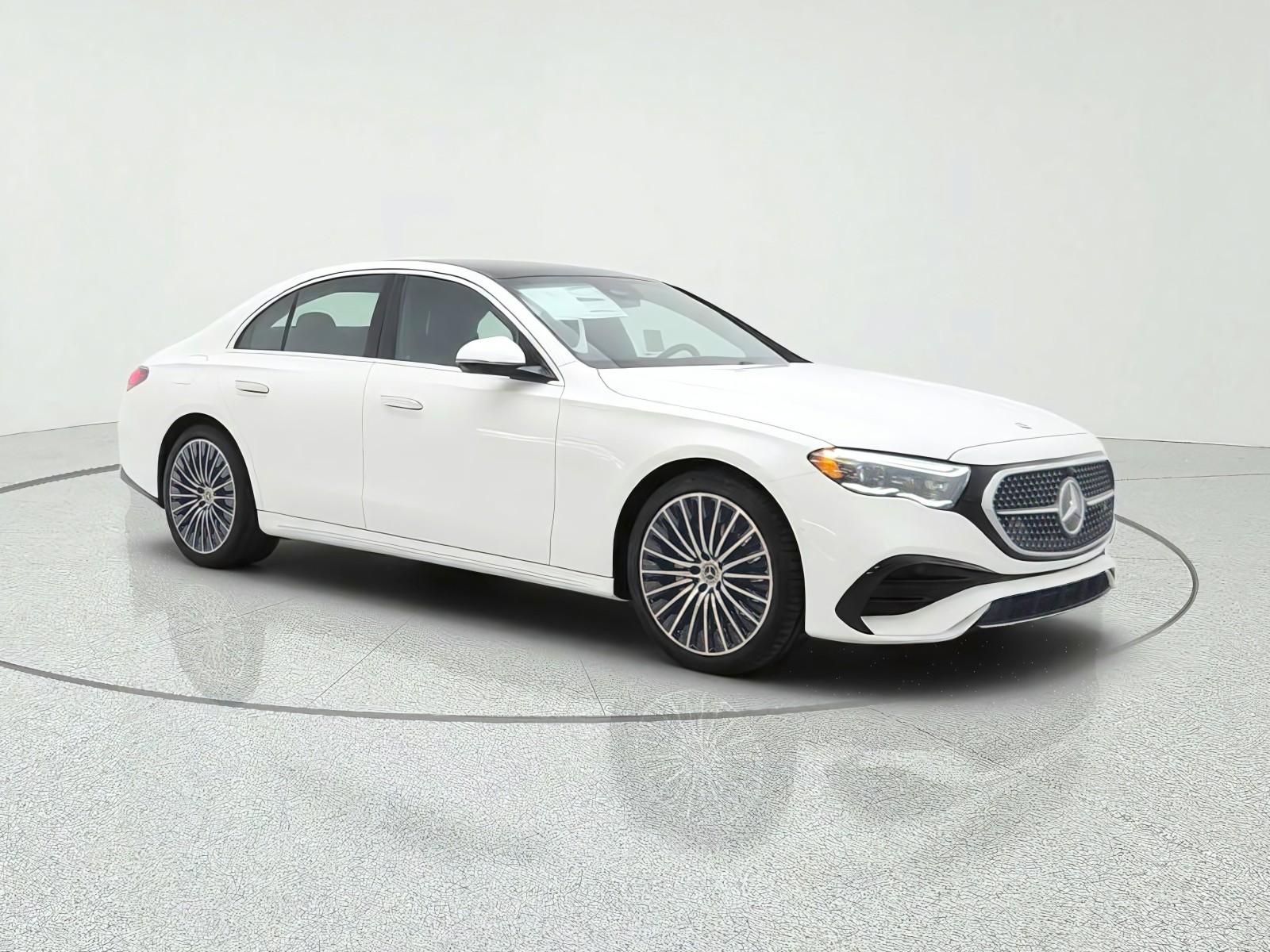 New 2027 Polar White Mercedes-Benz E 350 RWD Sedan image 3