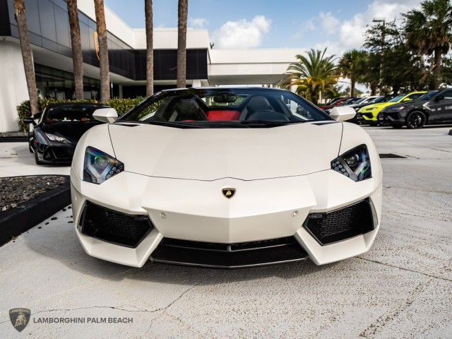 Lamborghini Aventador