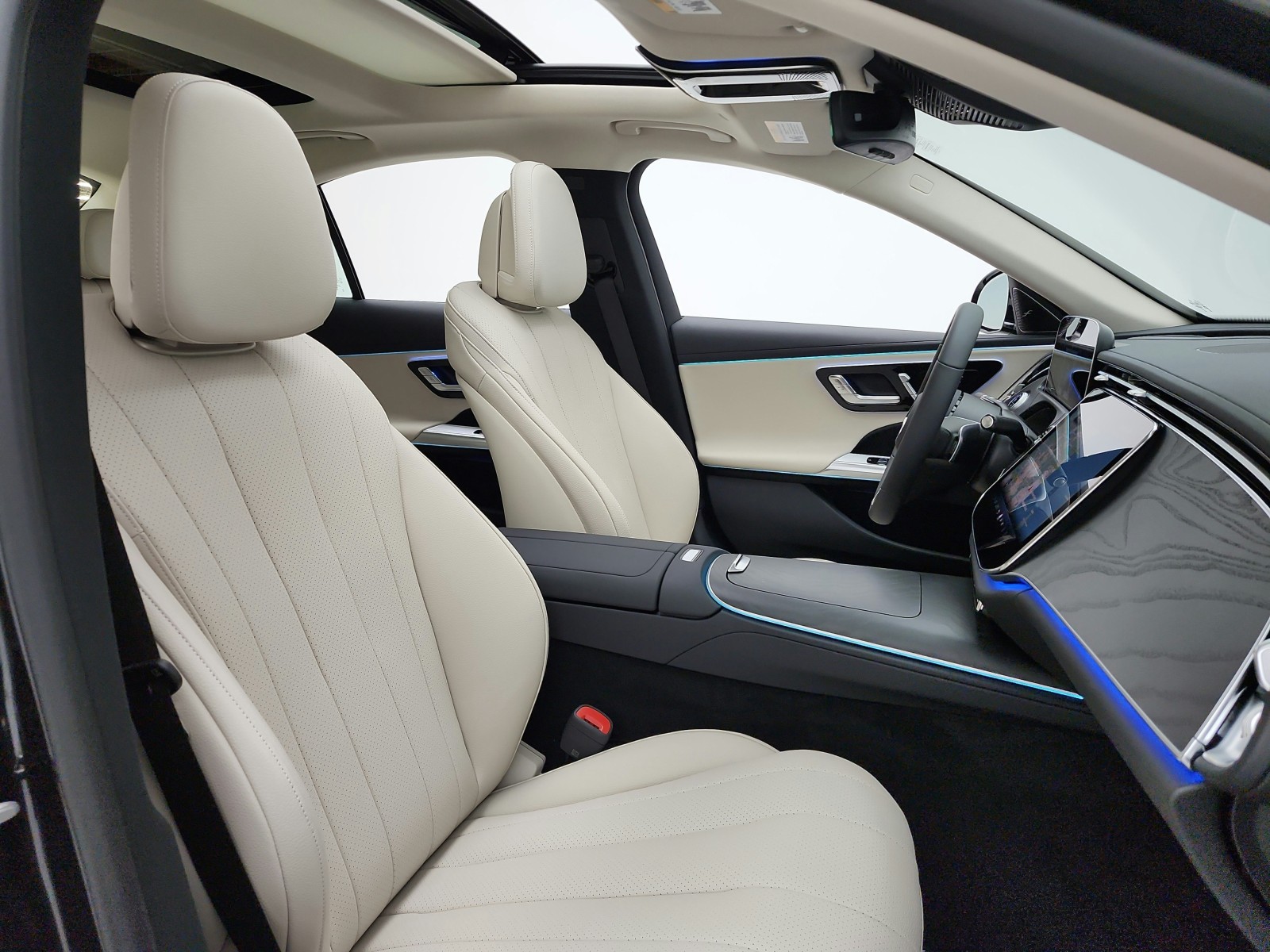 New 2027 Graphite Grey Metallic Mercedes-Benz E 350 RWD Sedan image 15