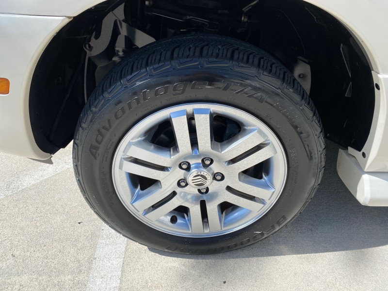 2007 Mercury Mountaineer SUV Premier 1 OWNER in ,