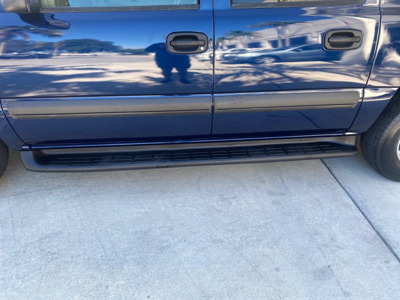 2003 Chevrolet Suburban LT 1 OWNER NO ACCIDENTS in ,