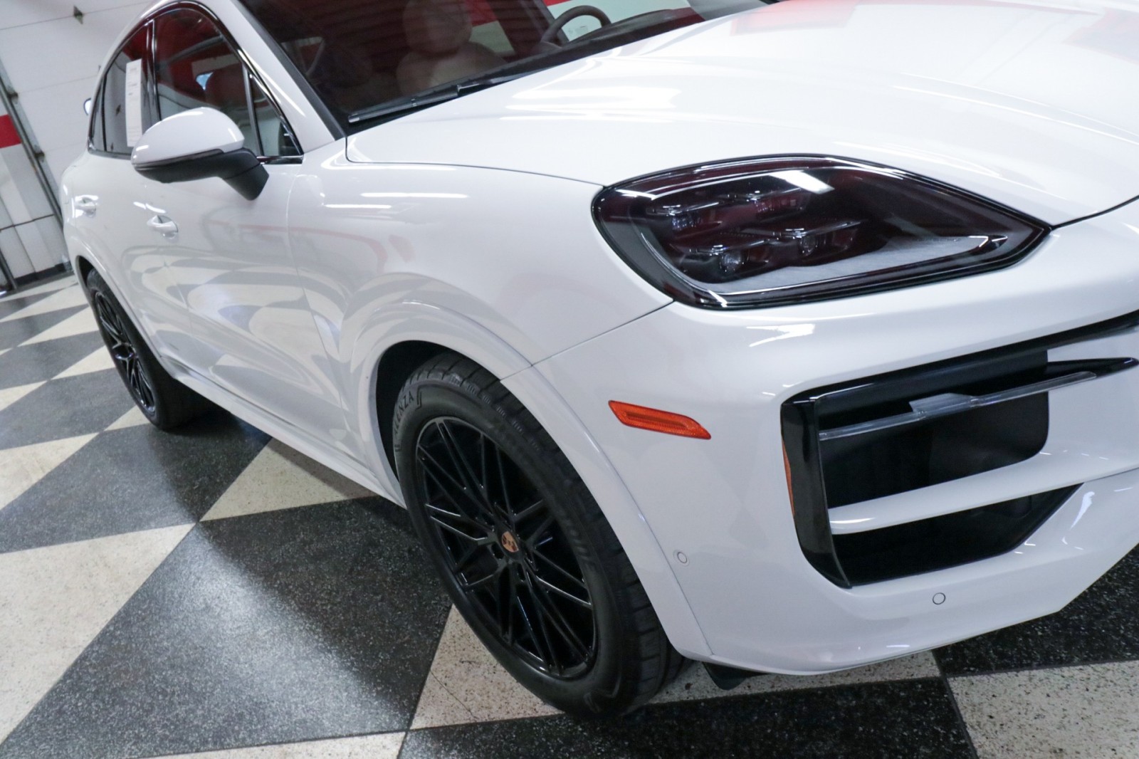 Used Car 2025 Porsche Cayenne  For Sale Under $90,000 In Austin, Texas