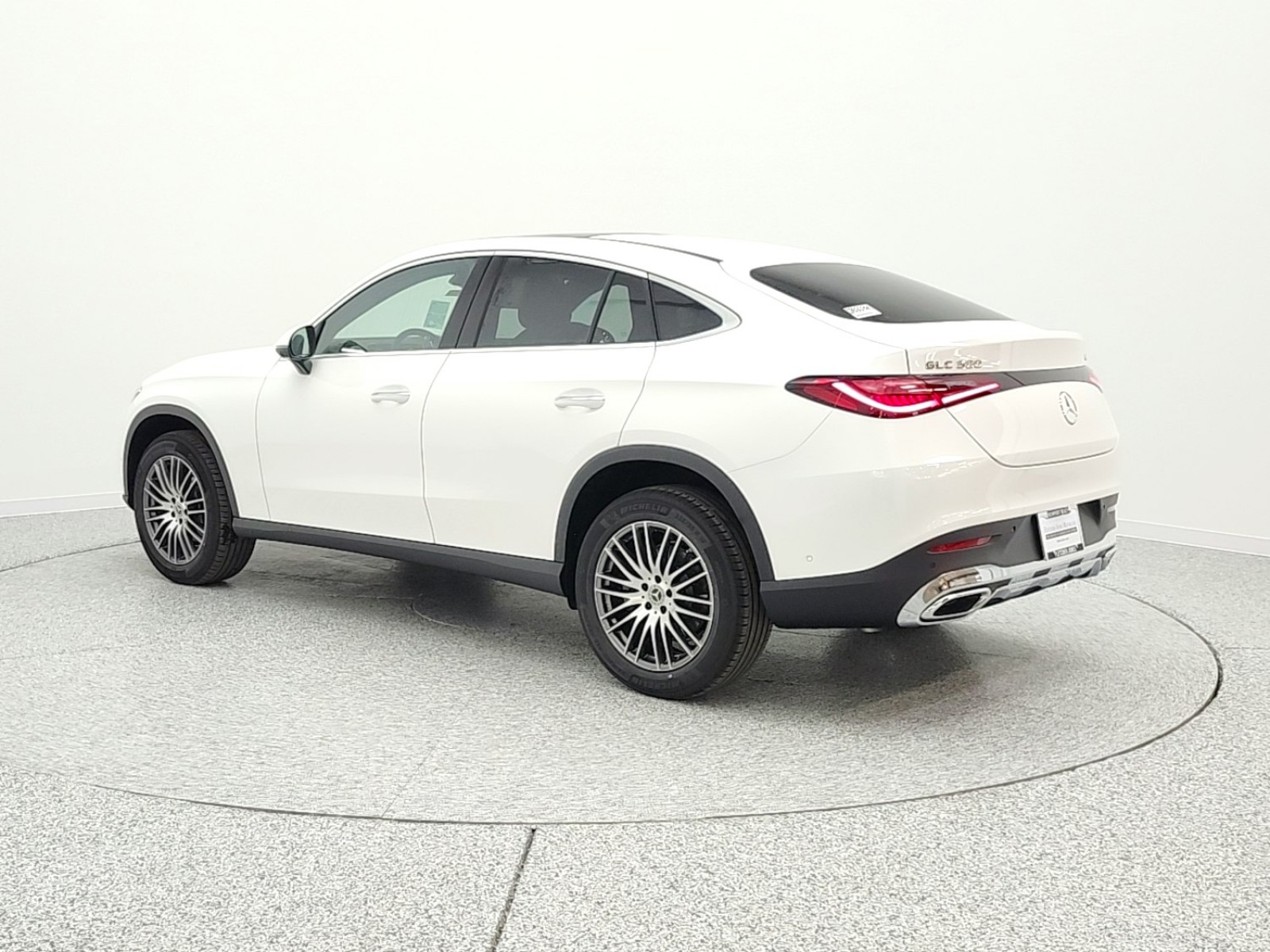 New 2026 Polar White Mercedes-Benz GLC 300 image 7