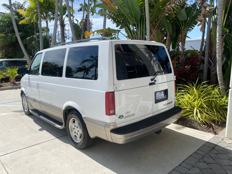 2005 Chevrolet Astro Passenger LT LOW MILES 67,376 1 OWNER in , 