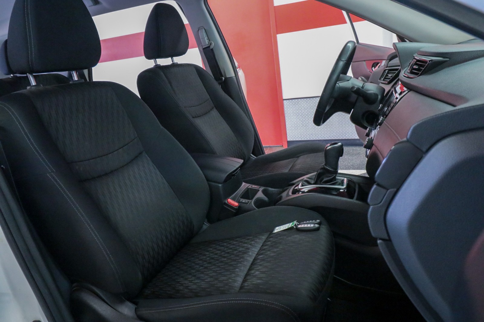 Used Car 2020 Nissan Rogue  Sv For Sale Under $20,000 In Austin, Texas