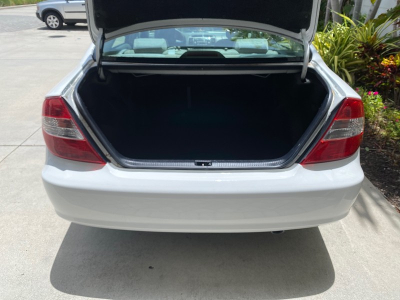 2003 Toyota Camry LE LOW MILES 61,005 in , 