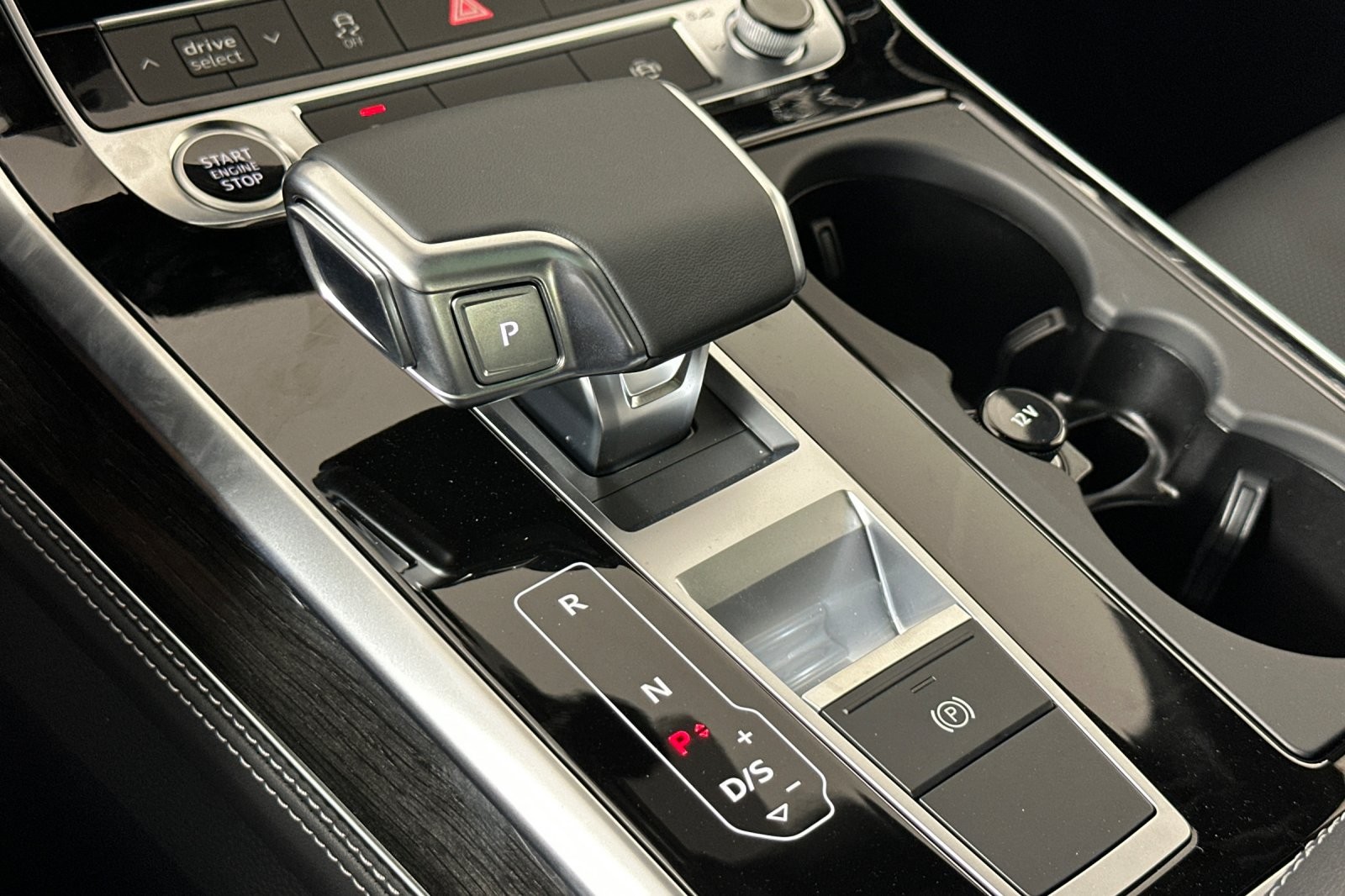 New 2026 Glacier White Metallic Audi Premium Plus 45 quattro *Ltd Avail* image 22