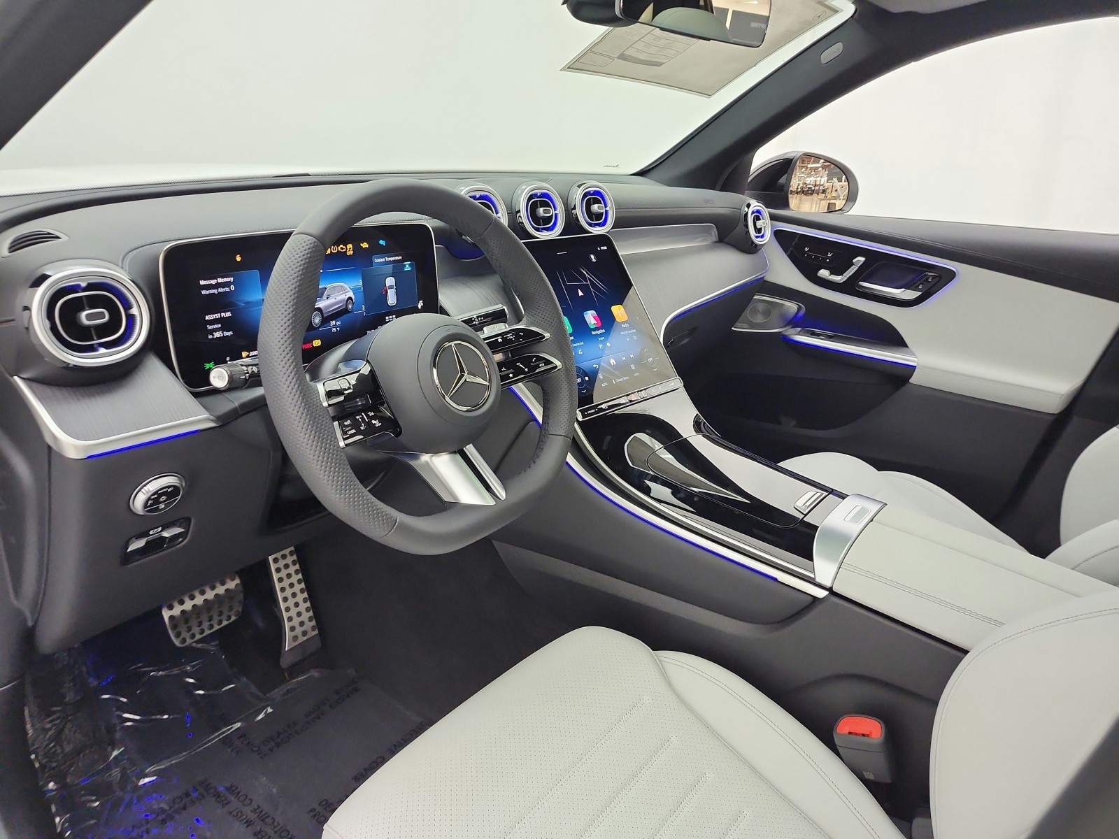 New 2027 Polar White Mercedes-Benz GLC 300 SUV image 10