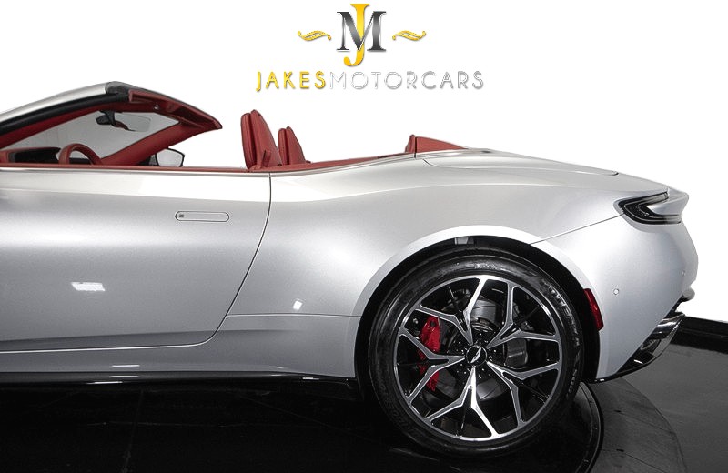 2019 Aston Martin DB11 V8 Volante ($252,016 MSRP) *ONLY 6400 MILES* in , 