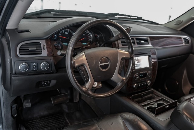 2014 GMC Sierra 3500HD Denali 15