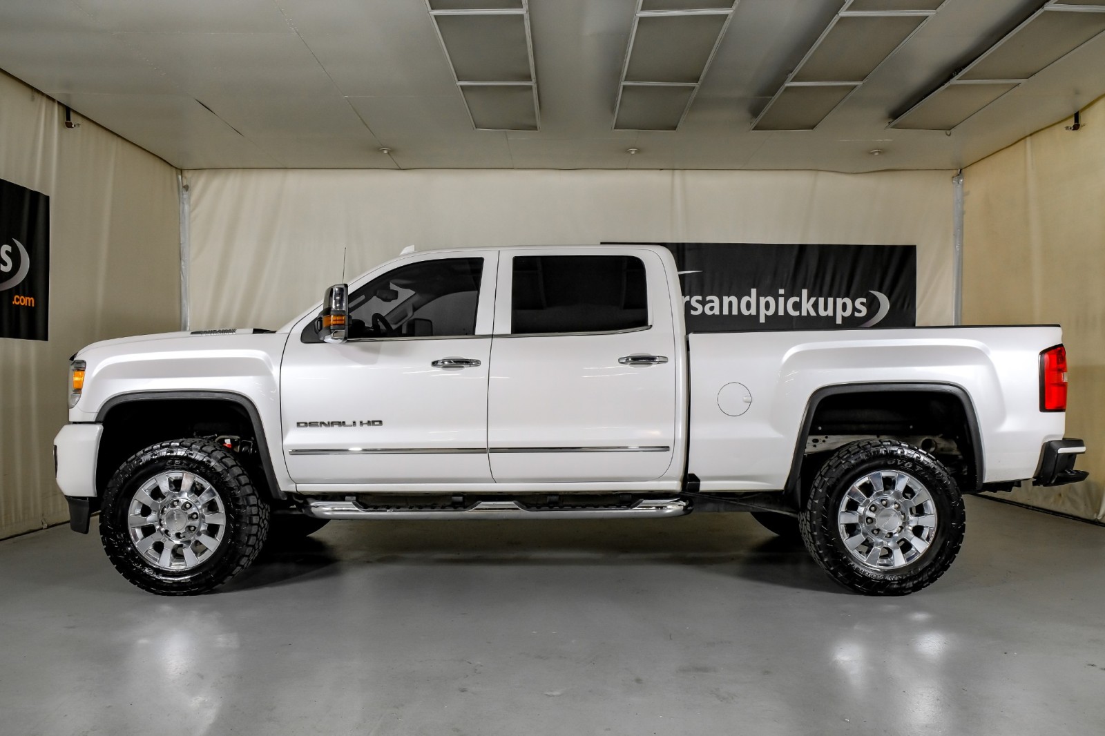 2019 GMC Sierra 2500HD Denali 11