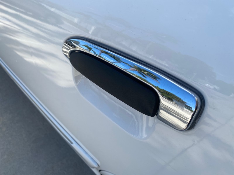 2005 Mercury Grand Marquis GS LOW MILES 49,348 in , 