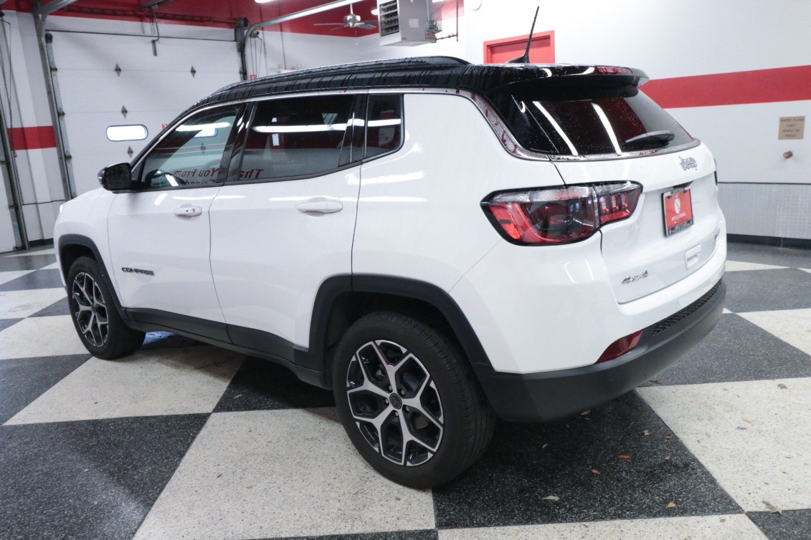 Used Car 2025 Jeep Compass  Limited For Sale Under $30,000 In Austin, Texas