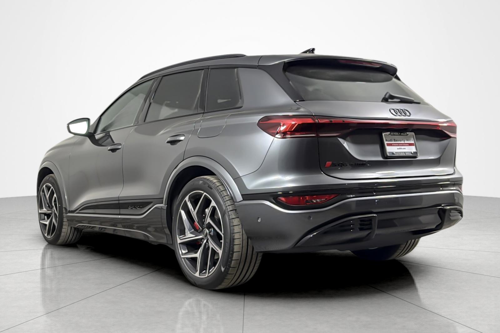 New 2027 Daytona Gray Pearl Effect Audi Premium Plus quattro image 4