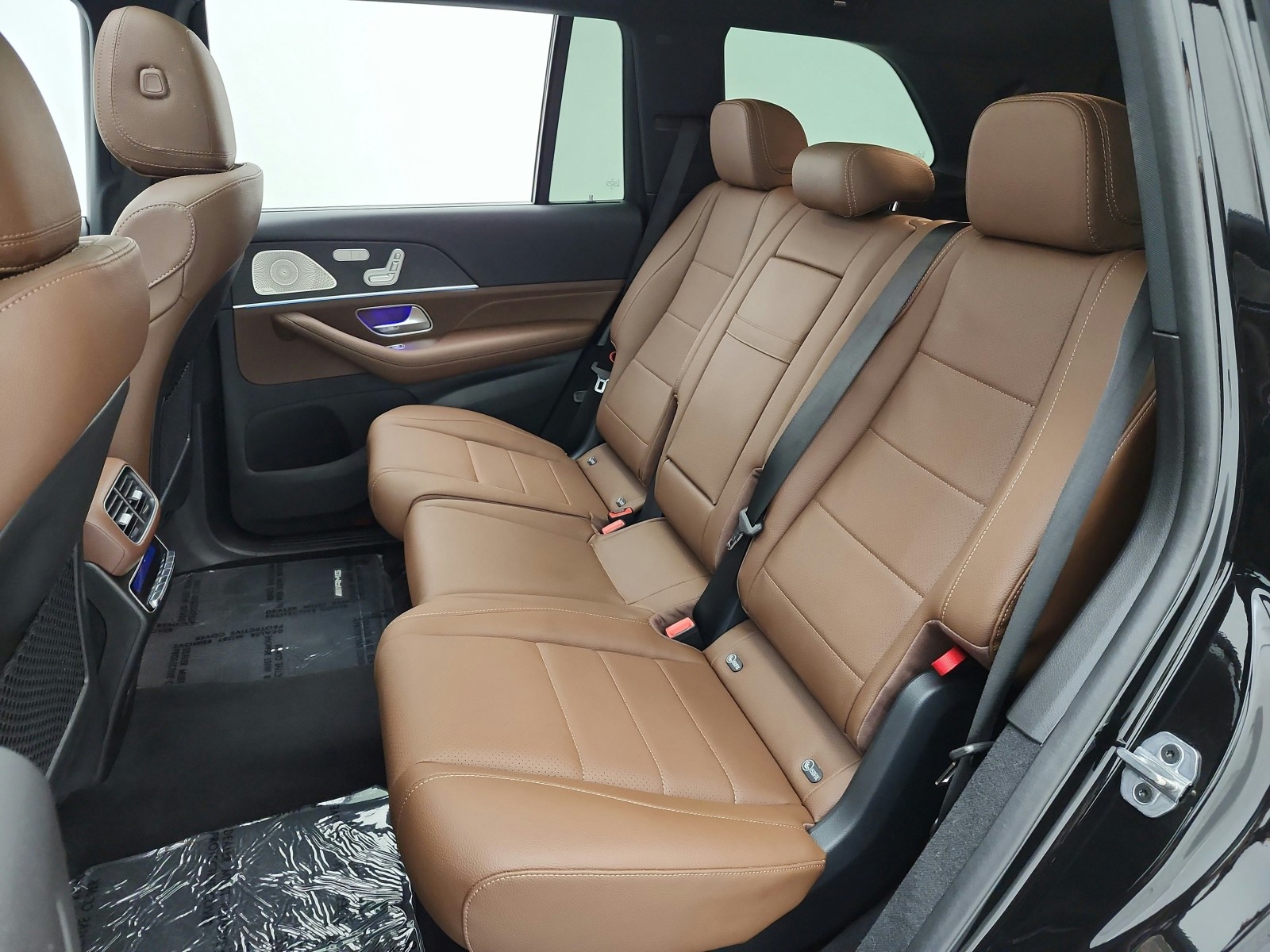 Certified Used 2024 Obsidian Black Metallic Mercedes-Benz GLS 450 image 16