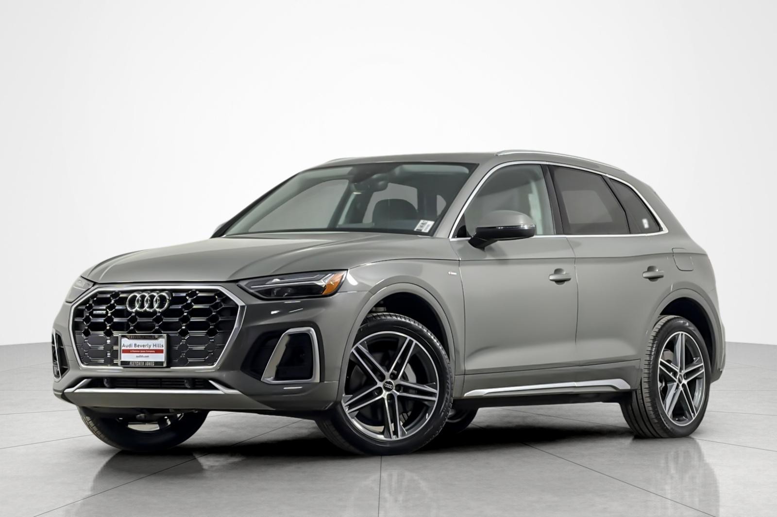 2023 Audi Q5 S line Premium 55 TFSI e quattro