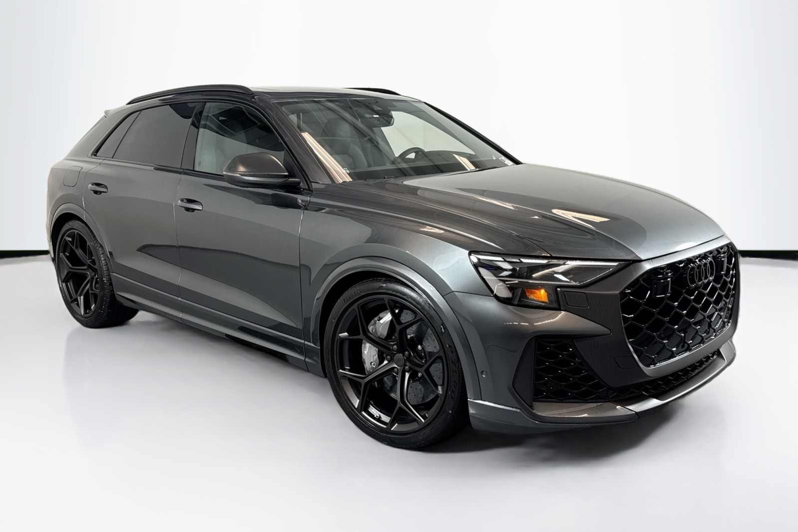 New 2026 Daytona Gray Pearl Effect Audi performance quattro image 3