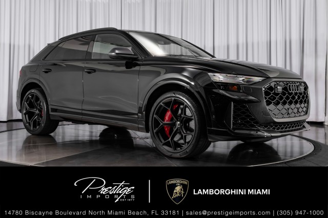 /2025 Audi RS-Q8