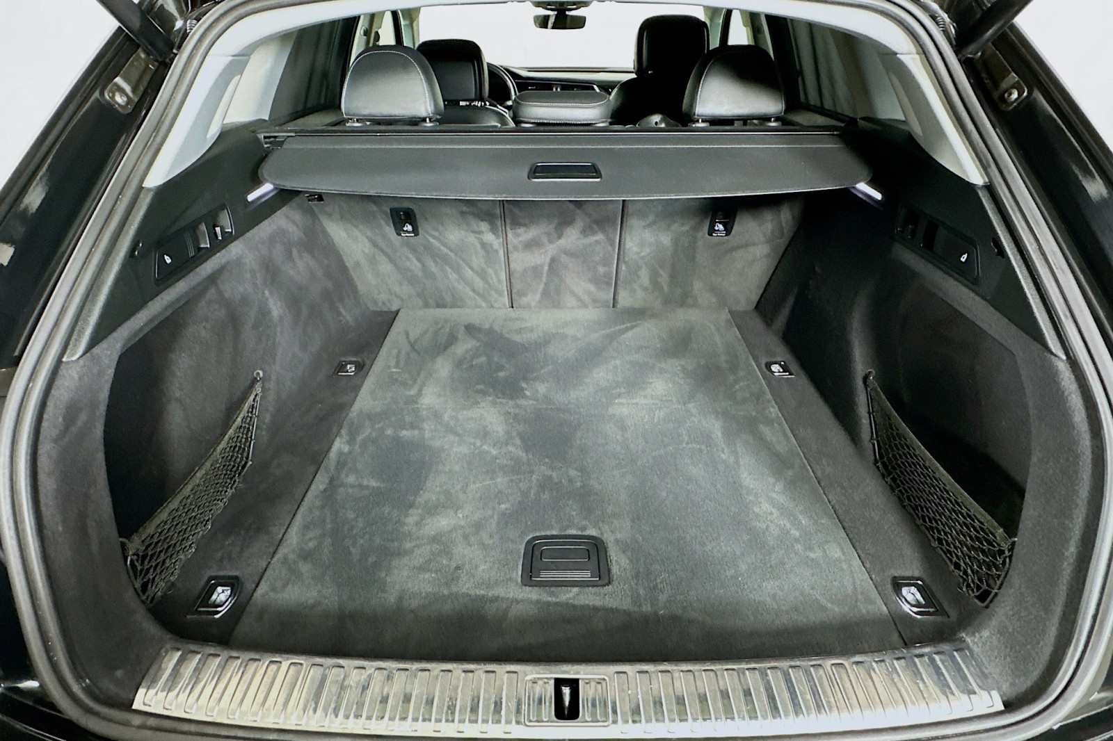 Used 2019 Mythos Black Metallic Audi Prestige image 22