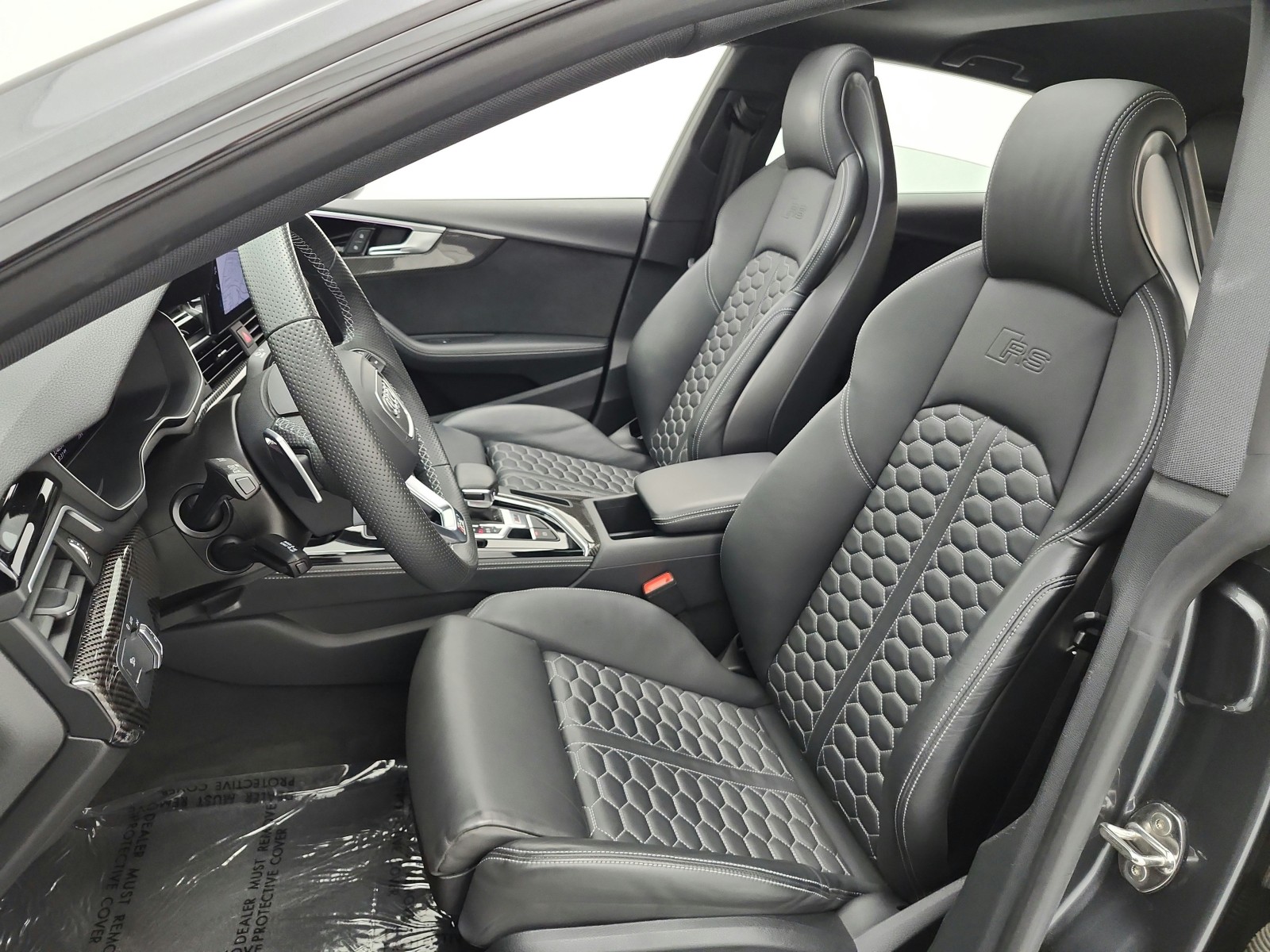 Used 2023 Daytona Gray Pearl Effect Audi 2.9 TFSI quattro image 10