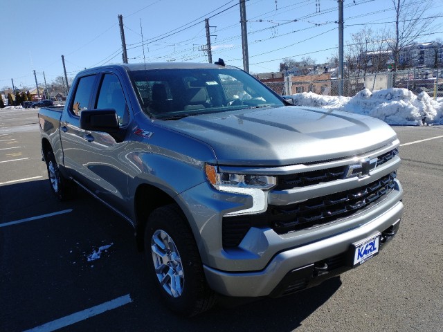 2024 Chevrolet Silverado 1500 RST 3