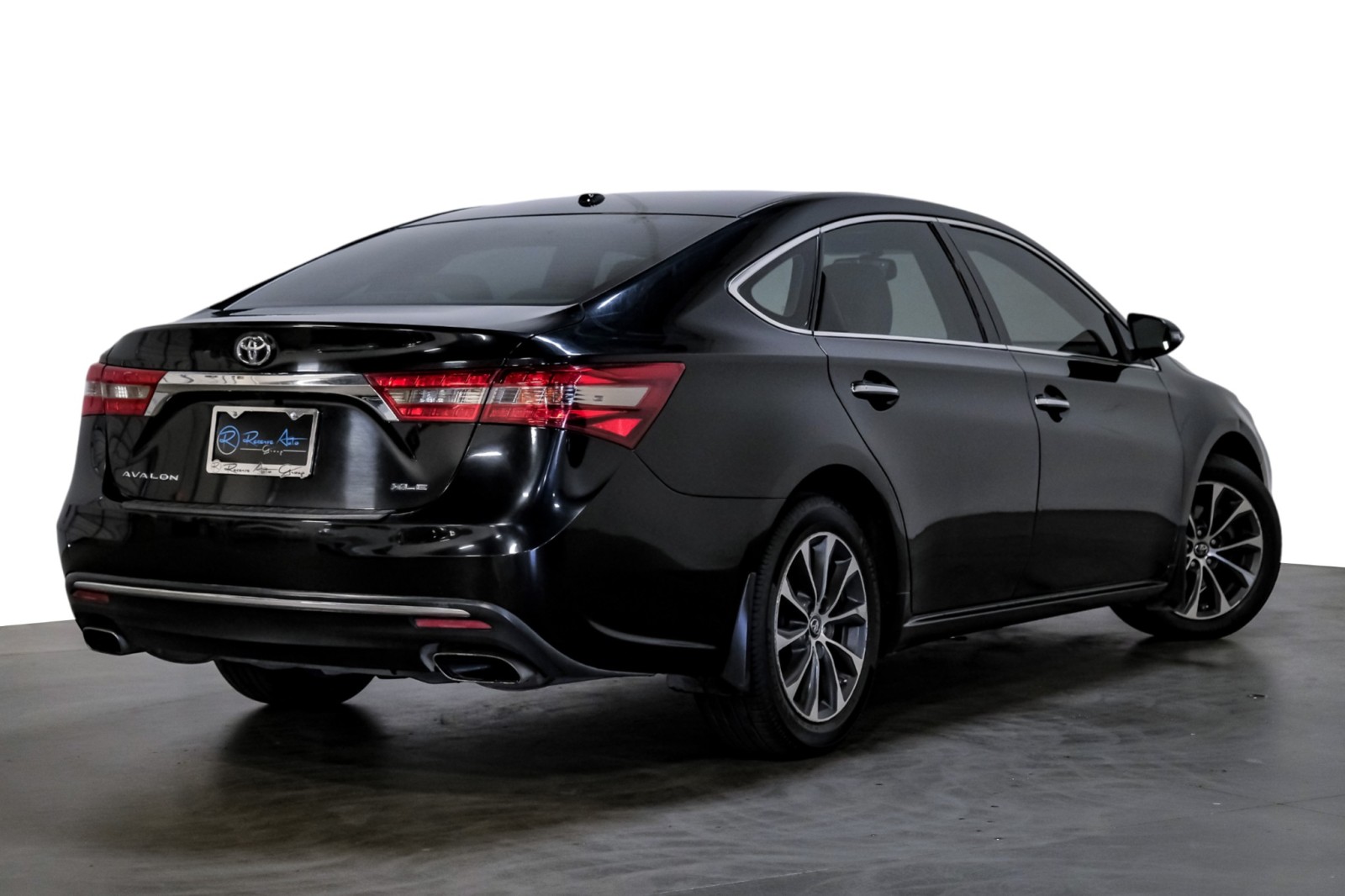 2016 Toyota Avalon XLE Plus 6