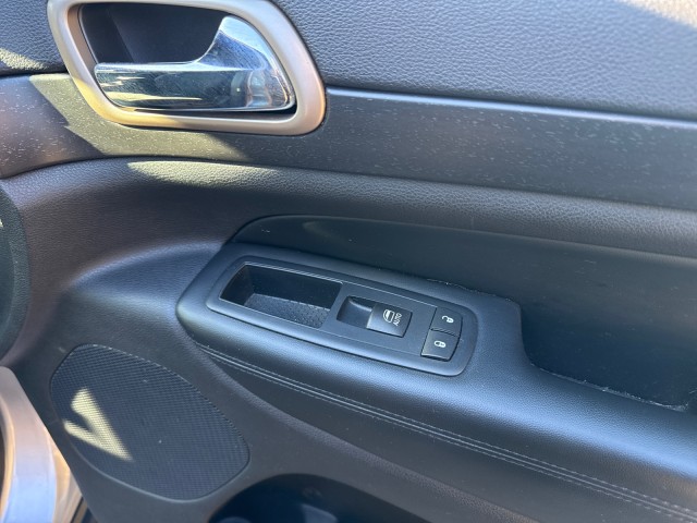 JeepGrand Cherokee37