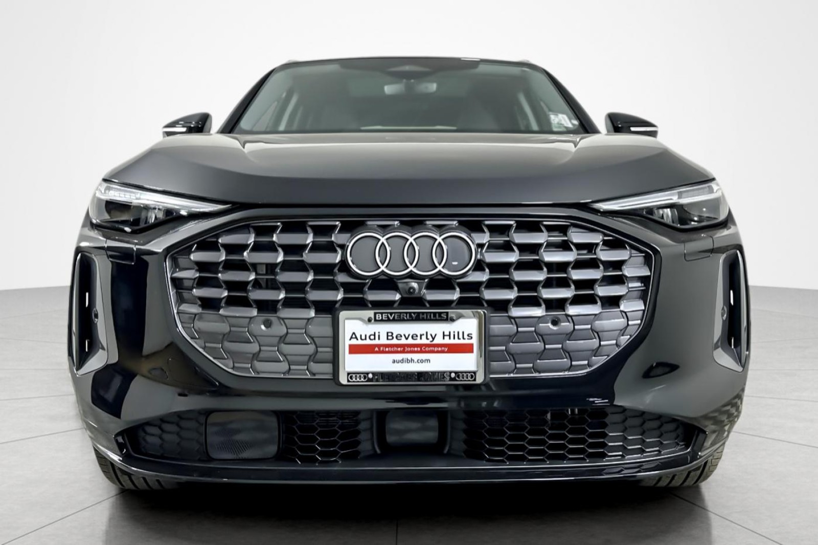 New 2025 Mythos Black Metallic Audi Premium Plus 2.0 TFSI quattro image 8