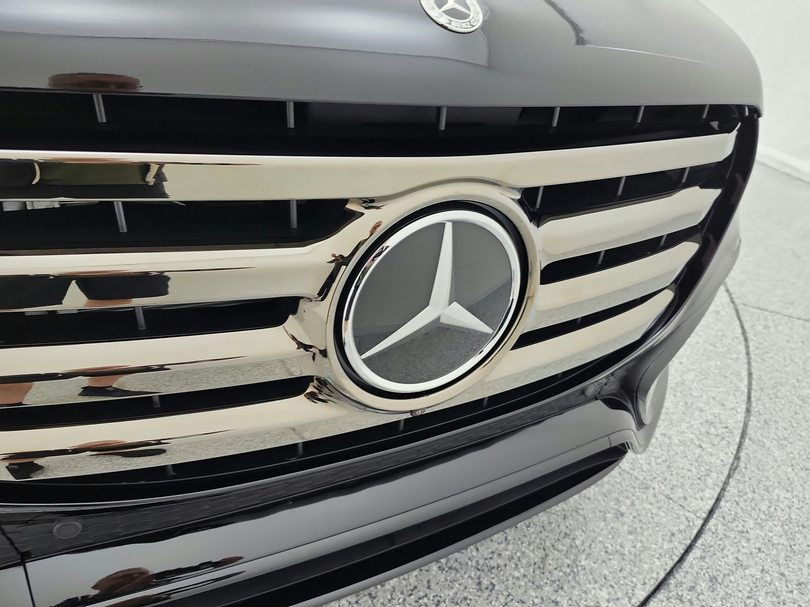 New 2026 Black Mercedes-Benz GLS 450 image 14