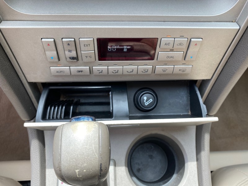 2004 Lincoln Navigator LOW MILES 67,511 SUNROOF in ,