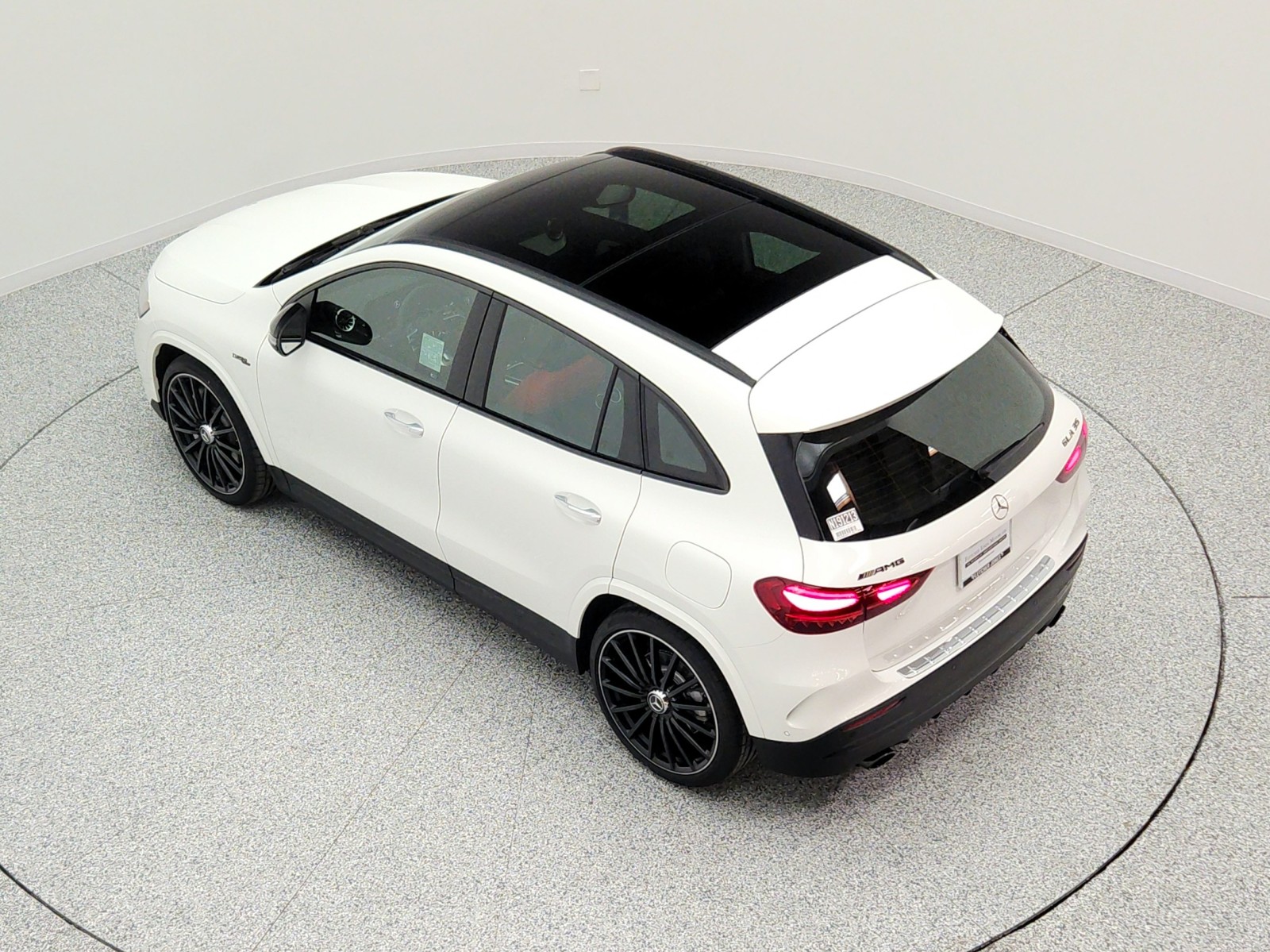 New 2026 Polar White Mercedes-Benz AMG® GLA 35 4MATIC SUV image 22