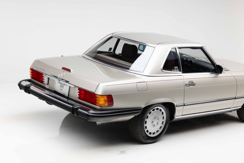 1989 Mercedes-Benz 560-Series 560 SL in ,