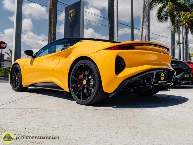 Lotus Emira