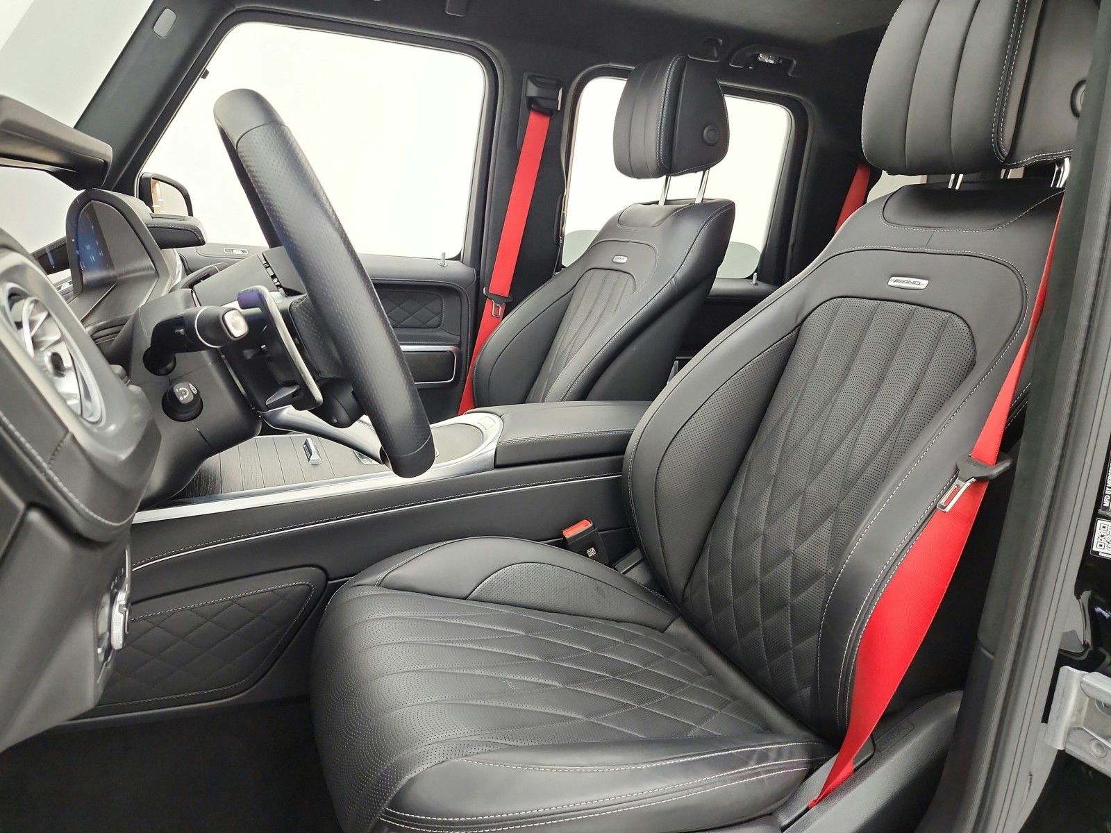 Certified Used 2025 Obsidian Black Metallic Mercedes-Benz AMG® G 63 SUV image 13