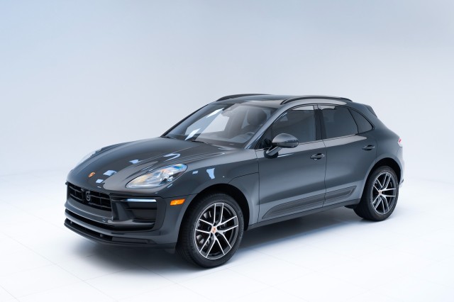 2023  Macan  in , 